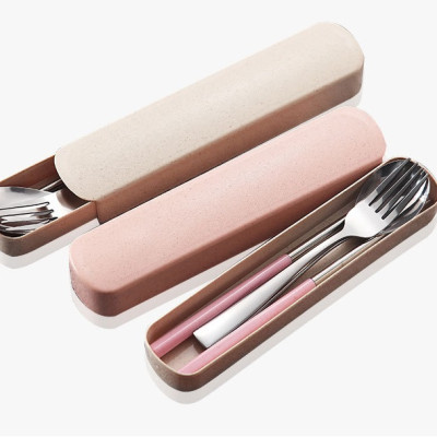 Bộ Đũa Muỗng Nĩa Kèm Hộp Lúa Mạch PaKaSa - Hàng Chính Hãng (giao màu ngẫu nhiên)