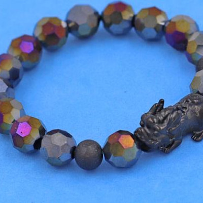 Chuỗi tay Pha Lê Xanh Đen cắt giác 10 ly Mix Tỳ Hưu inox 2 bi - Chuỗi tay thời trang phong thủy