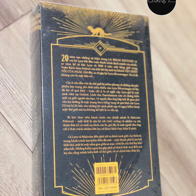 Bụi kí - II - Khối cộng đồng bí mật (Bản đặc biệt kèm hộp đựng và postcard)