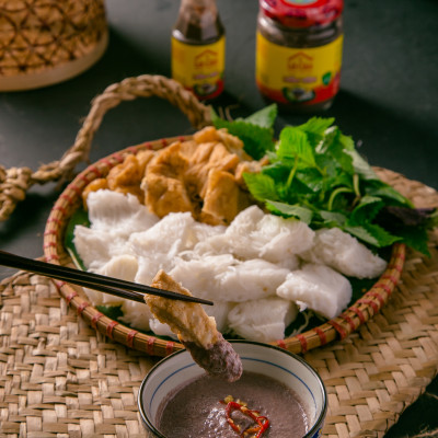 Mắm tôm ngon Lê Gia - chai nhựa pet 225ml