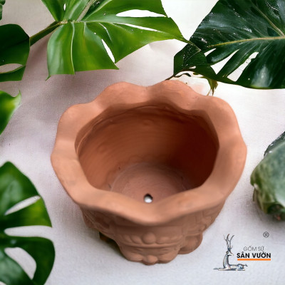 Chậu Gốm Đất Nung Hình Thần Tài Rộng 15cm X Cao 15cm