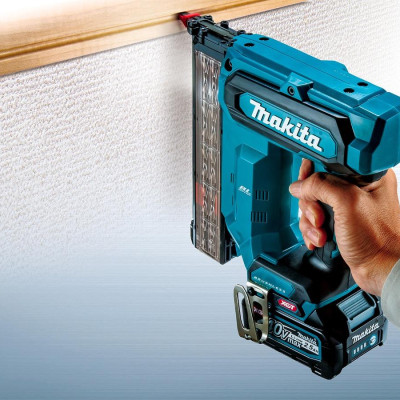 MÁY BẮN ĐINH DÙNG PIN 40V MAX 40MM BL MAKITA FN001GZ02 (KHÔNG KÈM PIN VÀ SẠC) - HÀNG CHÍNH HÃNG