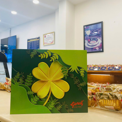 Hộp 4 Bánh Trung Thu Givral Tết Đoàn Viên 10 (150gr)