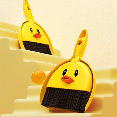 Chổi quét bụi bàn thờ đa năng  - kèm ky hốt rác mini  , có móc treo tiện lợi