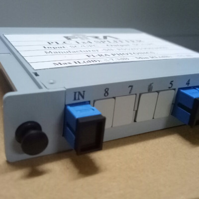 Bộ chia quang PLC 1x4 Box SC/UPC- Hàng chính hãng