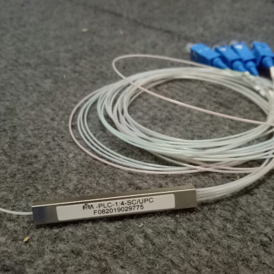 Bộ chia quang PLC 1x4 SC/UPC Mini Type - Hàng chính hãng