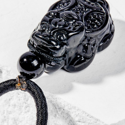 Mặt Dây Chuyền Phong Thủy Đá Obsidian Long Qui Mệnh Thủy, Mộc Ngọc Quý Gemstones