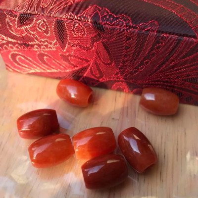 HẠT LU ĐÁ CẨM THẠCH TỰ NHIÊN ĐỎ CAM BÓNG ĐẸP LÀM MẶT DÂY CHUYỀN và PHỐI VÒNG TAY NỮ MỆNH HỎA THỔ Size HẠT LU Dài 16mm x dầy 12mm