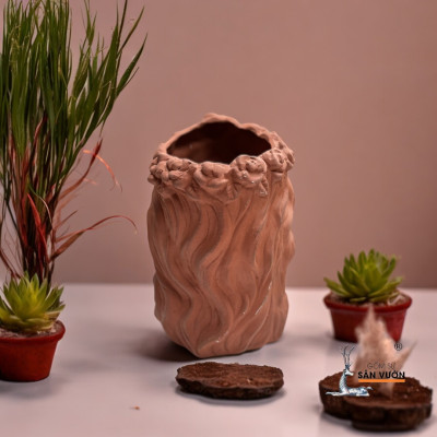 Chậu Gốm Đất Nung Hình Cô Gái Anna Tóc Xoăn