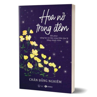 Sách - Hoa Nở Trong Đêm - Thái Hà Books