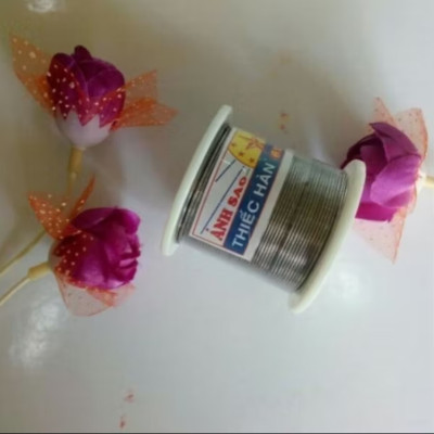 CUỘN THIẾC HÀN ÁNH SAO CAO CẤP NHẸ LỬA DỄ HÀN THIẾC MỊN TAN CHẢY NHANH 