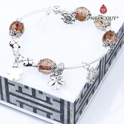 Vòng thạch anh tóc đỏ phối charm bạc mệnh hỏa, thổ - Ngọc Quý Gemstones