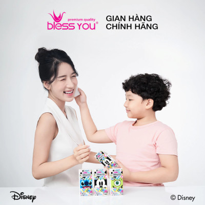 Combo 8 Lốc Khăn Giấy Lụa Rút Trên Bless You Selection Disney 18 Tờ (Lốc 6 gói)