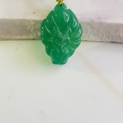 Mặt dây chuyền Hồ ly 9 đuôi hay chín đuôi đá mã não Xanh ngọc tự nhiên tặng kèm dây đeo hợp mệnh Mộc Hỏa Thủy Cao 30mm x ngang20mm x dầy 8mm Công dụng may mắn về mặt tình duyên, quyền lực, giúp nữ chủ nhân luôn xinh đẹp tài trí mang nhiều tài lộc quyến rũ