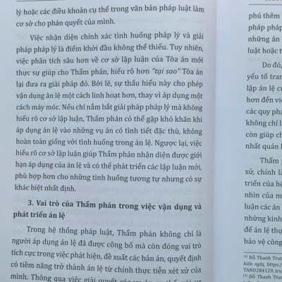 Bình luận các án lệ tranh chấp về đất đai – Góc nhìn từ thực tiễn xét xử của Thẩm phán (tập 1 và 2)