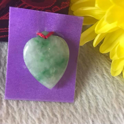 MẶT DÂY CHUYỀN TRÁI TIM BÔNG TRẮNG XANH LÁ BÓNG ĐẸP  SIZE DÀI 27MMX NGANG 22MM X SÂU 6MM CHẤT LIỆU ĐÁ CẨM THẠCH TỰ NHIÊN 