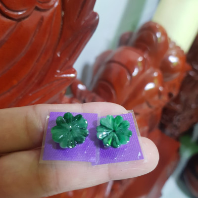 Đôi Bông Tai Bông Mai Trái Tim Size trung mới đẹp 14mm x 4mm Đá Ngọc cẩm thạch tự nhiên xanh đậm điểm sơn thủy bóng đẹp Nữ mệnh Thủy bọc vàng đeo rất đẹp sang ạ