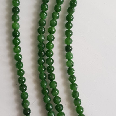 Vòng chuỗi đeo cổ Nữ mới đẹp Đá ngọc jade hay ngọc phật xanh tự nhiên  Size 8mm màu xanh ngọc bích bóng sang đẹp hợp mệnh thủy mộc hỏa Quà tặng ý nghĩa cho Mẹ, mình và người thân ý nghĩa ạ