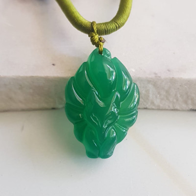 Mặt dây chuyền Hồ ly 9 đuôi hay chín đuôi đá mã não Xanh ngọc tự nhiên tặng kèm dây đeo hợp mệnh Mộc Hỏa Thủy Cao 30mm x ngang20mm x dầy 8mm Công dụng may mắn về mặt tình duyên, quyền lực, giúp nữ chủ nhân luôn xinh đẹp tài trí mang nhiều tài lộc quyến rũ