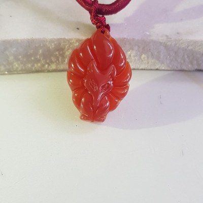 Mặt dây chuyền Hồ ly 9 đuôi hay chín đuôi đá mã não Đỏ tự nhiên tặng kèm dây đeo hợp mệnh Hỏa Thổ Size Cao 30mm x ngang 20mm x dầy 8mm Công dụng may mắn về mặt tình duyên, quyền lực, giúp nữ chủ nhân luôn xinh đẹp tài trí mang nhiều tài lộc quyến rũ ạ 