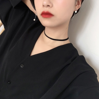 Đôi bông tai thiết kế hình tròn phẳng đầu- cuối không tương ứng