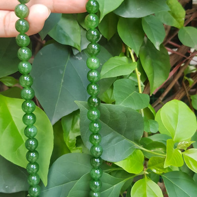 Chuỗi đeo Cổ Đá Ngọc Phật tự nhiên đẹp hay ngọc bích  Size hạt 8mm Màu xanh ngọc bích bóng đẹp món quà tặng ý nghĩa cho mình và người thân đeo đẹp xanh nhẹ nhàng mát xanh tươi ạ