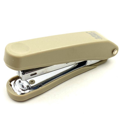 Bấm Kim Số 10 Gstar 904 - Màu Kem