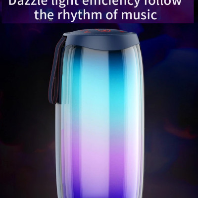 Loa bluetooth thể thao chống nước chuẩn IPx6 hiệu WIWU Thunder P40 trang bị đèn LED đổi màu, hỗ trợ Bluetooth 5.0, có jack âm thanh AUX 3.5mm, thời gian nghe nhạc lên đến 6h - hàng nhập khẩu