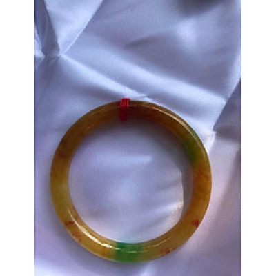 CHIẾC VÒNG TQUÝ 52 GỒM 4 MÀU TỨ QUÝ TÔNG CAM BÔNG ĐỎ 2 VÂN XANH LÁ TƯƠI ĐẸP NỮ 47kg đến 56kg