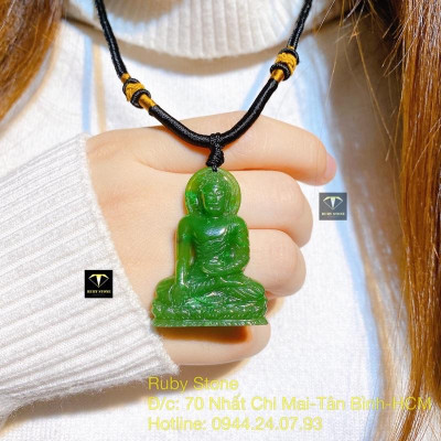 Phật thích ca ngọc bích