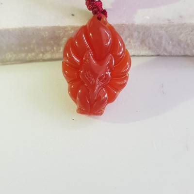 Mặt dây chuyền Hồ ly 9 đuôi hay chín đuôi đá mã não Đỏ tự nhiên tặng kèm dây đeo hợp mệnh Hỏa Thổ Size Cao 30mm x ngang 20mm x dầy 8mm Công dụng may mắn về mặt tình duyên, quyền lực, giúp nữ chủ nhân luôn xinh đẹp tài trí mang nhiều tài lộc quyến rũ ạ 