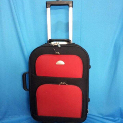 Vali Kéo Du Lịch Laka Màu Đen  Phối đỏ  Có Nắp - 22 Inch