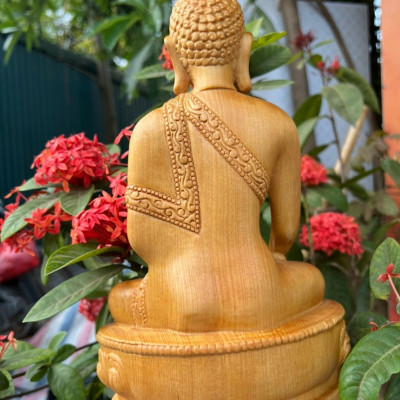 Tượng phật thích ca phái nam tông bằng gỗ pơmu kt cao 28×18×12cm