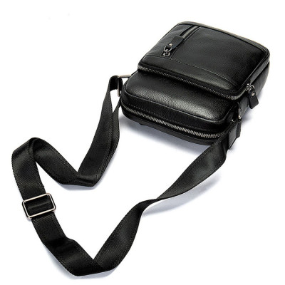 Túi đeo chéo nam nhỏ gọn BHM7556 Da bò thât