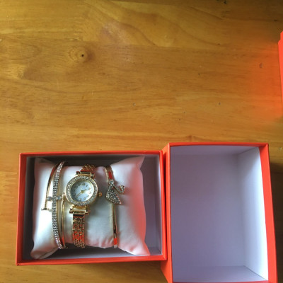 Combo phụ kiện đeo tay  3 món , phong cách thanh lịch thời trang  sang trọng cho nữ 