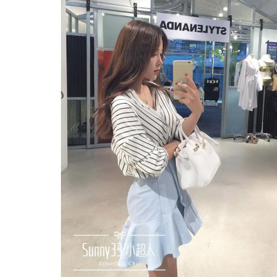 Áo Sơ Mi Nữ Tay Dài Sọc Cách Tân