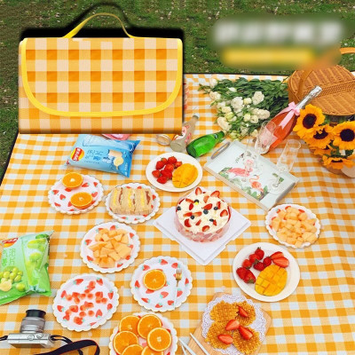 Thảm du lịch gấp gọn  , bạt cắm trại chống nước ,họa tiết caro  cao cấp có thể trải  làm thảm chơi cho bé rất sạch sẽ nhỏ gọn  dễ mang theo mọi nơi 