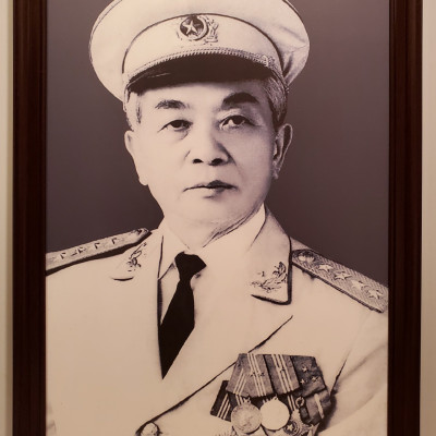 Ảnh chân dung đen trắng -Đại tướng Võ Nguyên Giáp