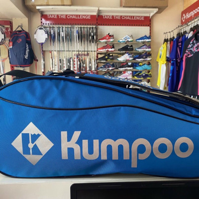Túi đựng vợt cầu lông Kumpoo, bao vợt dài kumpoo 3 ngăn KGS-26S, chống nước, ngăn đựng giày riêng biệt, hàng công ty
