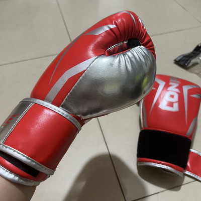 Găng tay đấm bốc -Boxing Conrie KB351, đệm lót mút xốp EVA loại đặc, tính thẩm mỹ và độ đàn hồi tốt,  khóa dính ở cổ tay chắc chắn thuận tiện cho người sử dụng