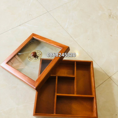 Khay đựng mứt tết ,bách kẹo ,hạt dưa ...bằng  gỗ hương 