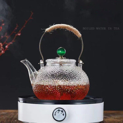 Bình pha trà thủy tinh Borosilicate vân nhám tay cầm kim loại quấn dây 900ml