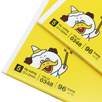 Tập Class Arkduck - 5 Ô Ly Vuông - 96 Trang 70gsm - Hồng Hà 0348 (Mẫu Bìa Giao Ngẫu Nhiên)