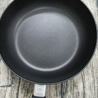 Chảo Chống Dính Sâu Lòng LocknLock  26cm - Dùng Được Bếp Gas, Bếp Hồng Ngoại - Hàng Chính Hãng