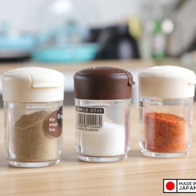 Combo 02 chai đựng gia vị muối, tiêu, ớt 68ml hàng nội địa Nhật Bản