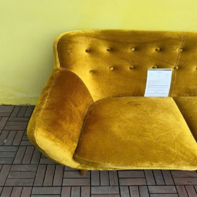 Sofa băng bọc nhung SM26CT Tundo KT Ngang 183 x Sâu 79 x Cao 46 / 84 cm - Màu vàng