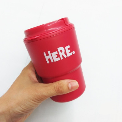 Ly cốc có nắp tiện lợi, giữ nhiệt nóng lạnh đều được 320ml, chất liệu nhựa PP (màu kem)