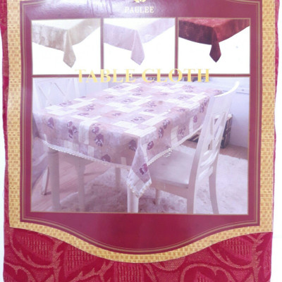 (Tặng 1 lót phần ăn 30x45 cm) Khăn trải bàn PAULEE –WB-601 (120 x 150 cm) - chất liệu vải polyester