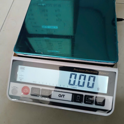 Cân Điện Tử HL 3200g 0.01g