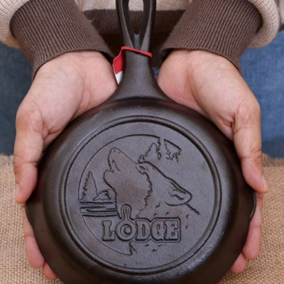 Lodge - Chảo gang đáy hình sói - 16.5cm